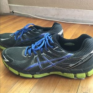 ASICS gt-2000 size 12
